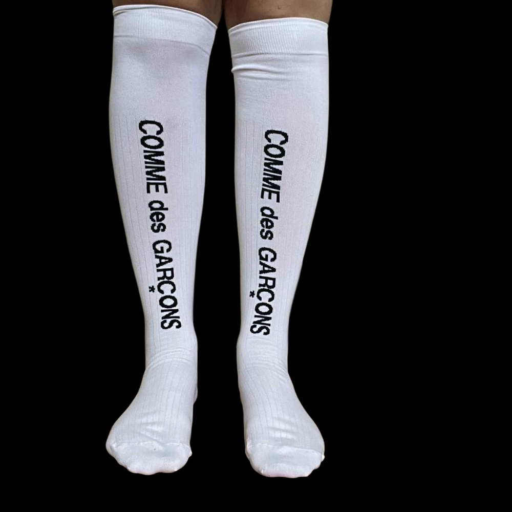 NWT Comme des Garcons White logo socks Sz M